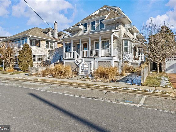 2nd image of 683 Lake Ave