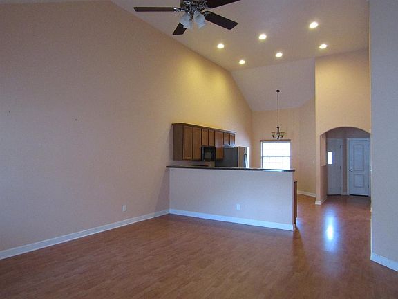 4th image of 1596 E 56th Pl