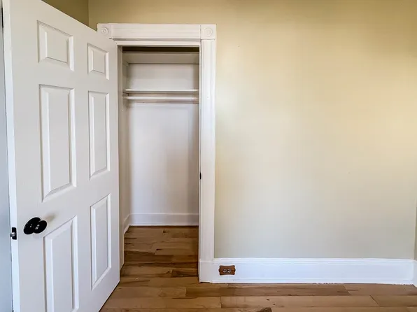 90 Carlton Avenue image 33 of 40