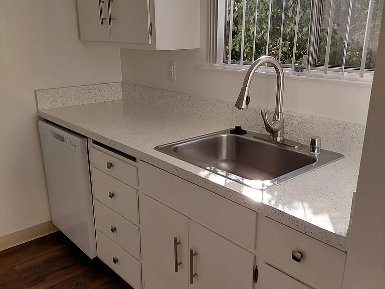 57 Tahoe Ct #6 — Photo 4