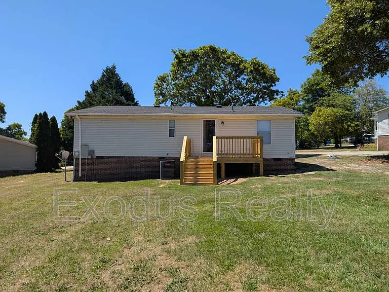 87 Patriots Way — Photo 14