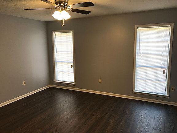 5th image of 5773 Hyde Park Dr