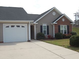 6806 Wellsley Ct, Clemmons, NC 27012