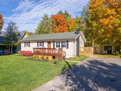 18 Spruce St, Lake Placid, NY, 12946