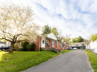 206 E Limestone St, Somerset, KY 42501