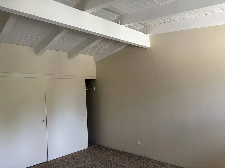 902 S Catalina Ave #J — Photo 7