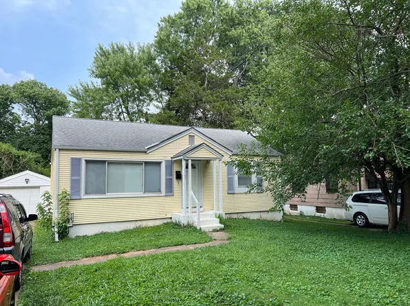 7747 Bloom Dr, Saint Louis, MO 63133
