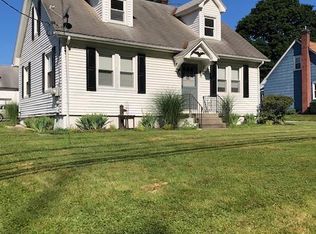 922 Front St, Hershey, PA 17033