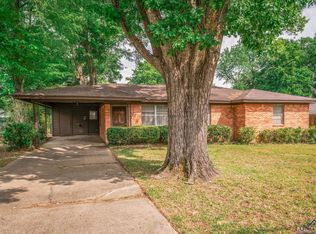 1410 Miami Dr, Longview, TX 75601