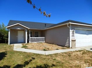 705 Esperanza Way, Grandview, WA 98930