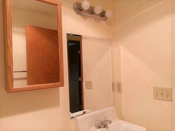 1st image of 17432 52nd Ave W APT 3