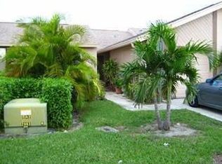 7963 Love Ln, Boca Raton, FL 33433