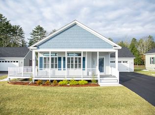 34 Fescue Ln, South Kingstown, RI 02879