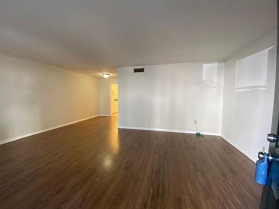 2nd image of 1818 Prytania St APT 4