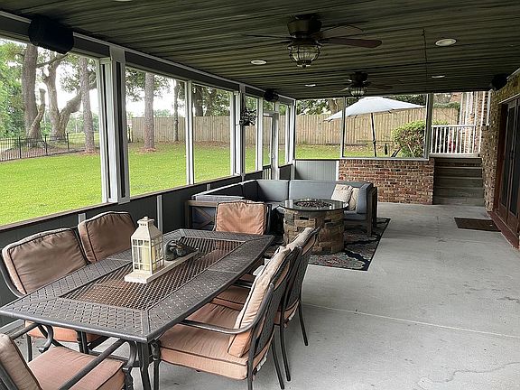 4th image of 8922 Scenic Hills Dr