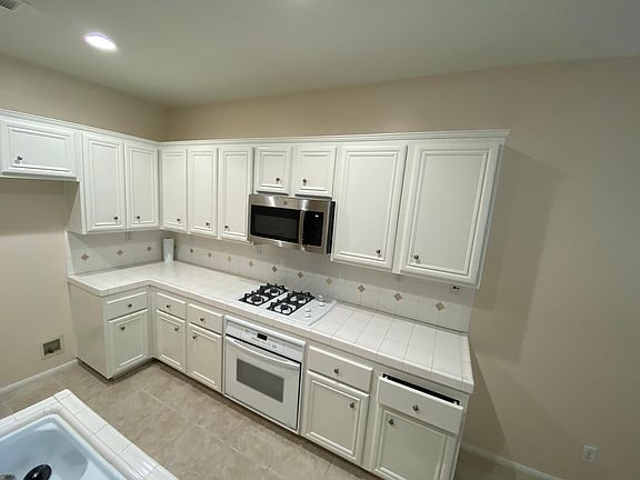 4th image of 26828 Willow Creek Ln Unit 24