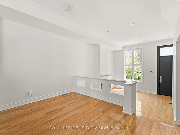 102 Earl Pl — Photo 7
