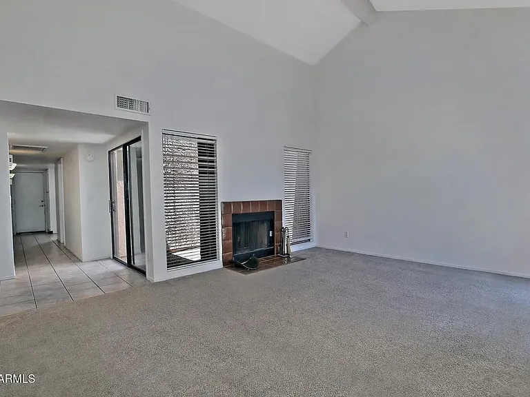 1807 N Ventura Ln — Photo 16