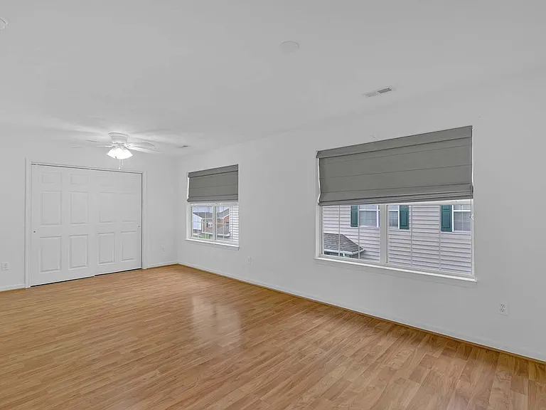417 Belmont Cir — Photo 15
