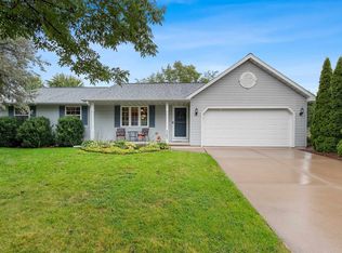 565 Ontario Rd, Green Bay, WI 54311