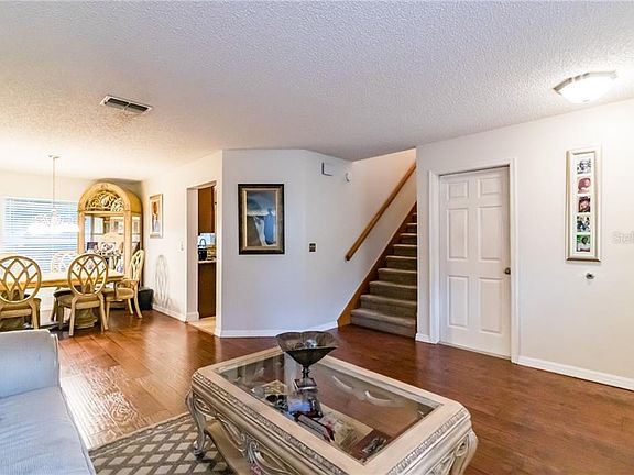 5th image of 8744 Busch Oaks St