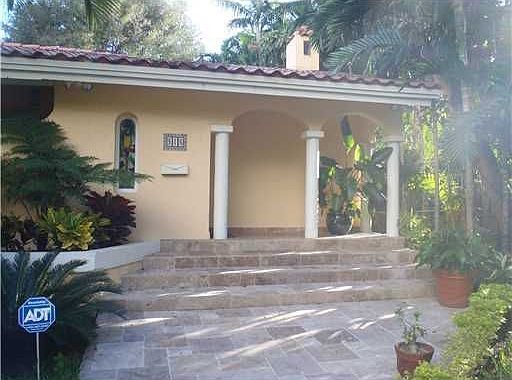 5th image of 916 Obispo Ave