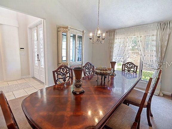 5th image of 3570 Shoreline Cir