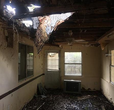 5th image of 6267 Christina Ct