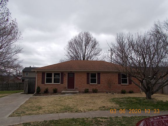 2nd image of 112 Alexandria Cir