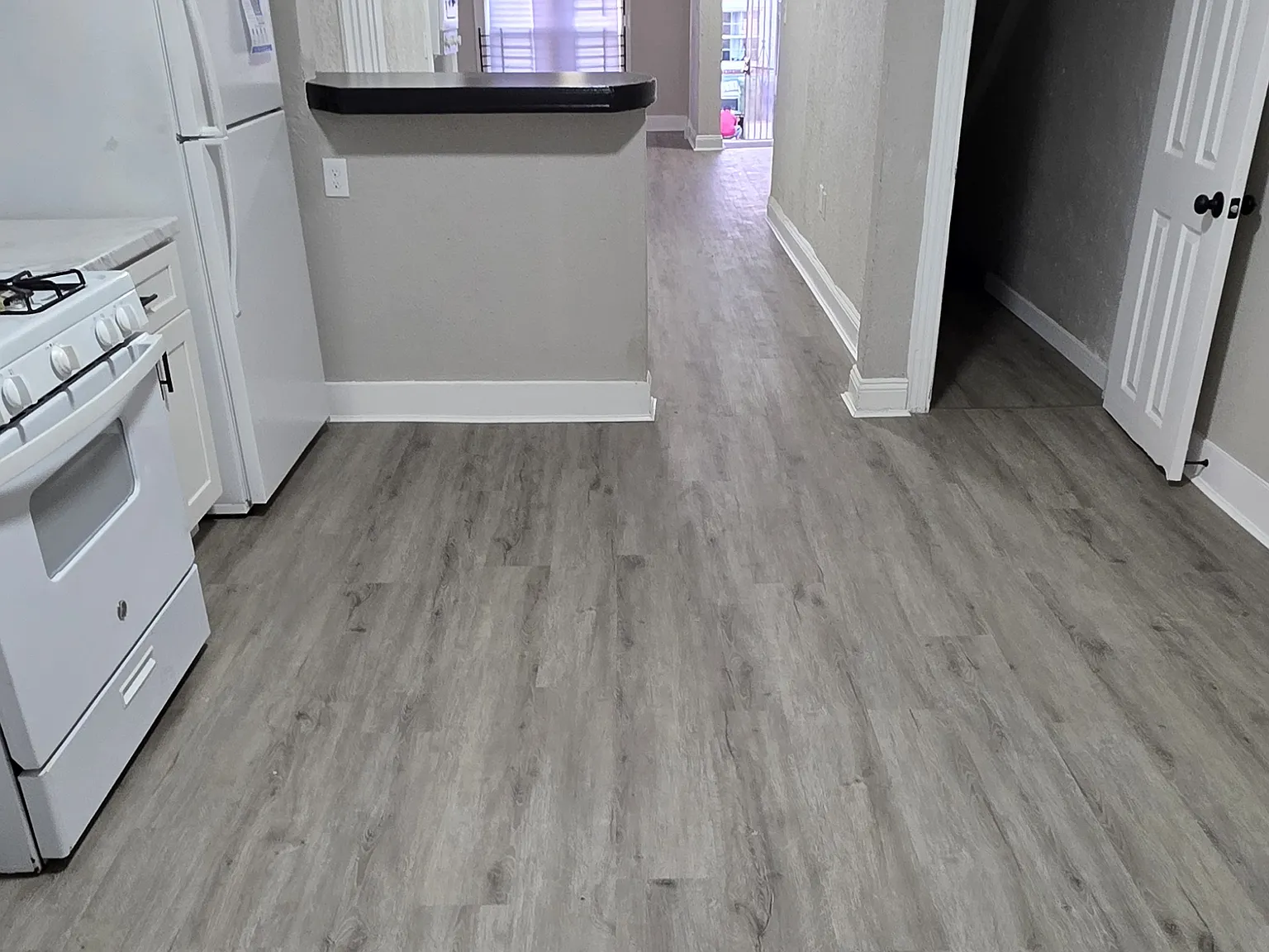 3423 E Lombard St — Photo 4