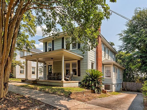 4th image of 826 Laurens St