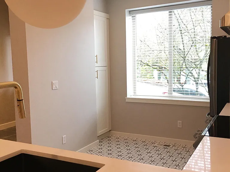2035 NW Boulder Way Dr — Photo 5