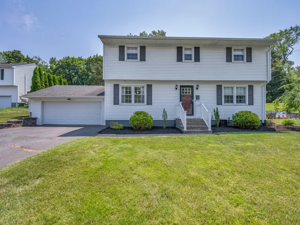 18 Holly Lane, Wallingford, CT 06492