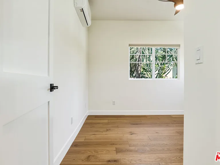 2912 Frances Ave — Photo 17