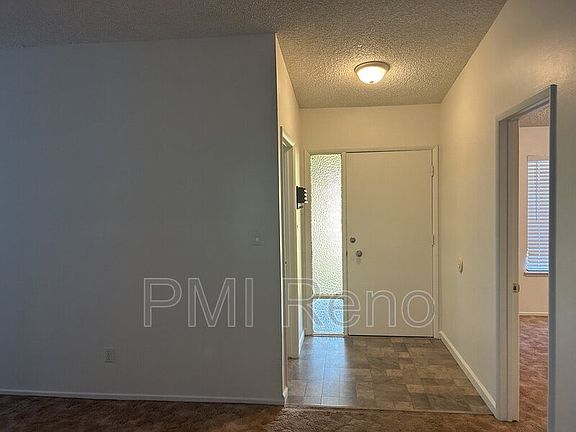 4th image of 933 Glen Meadow Dr