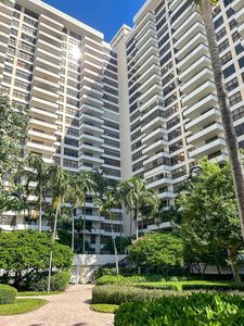 2500 Parkview Drive #615, Hallandale Beach, FL, 33009