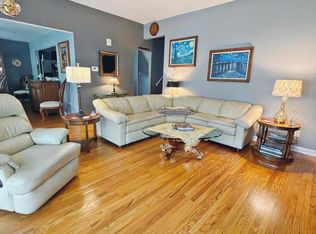 429 Fireside Ln, Cherry Hill, NJ 08003