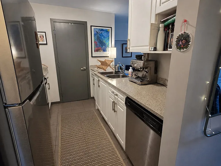1925 Woodland Dr #301 — Photo 17