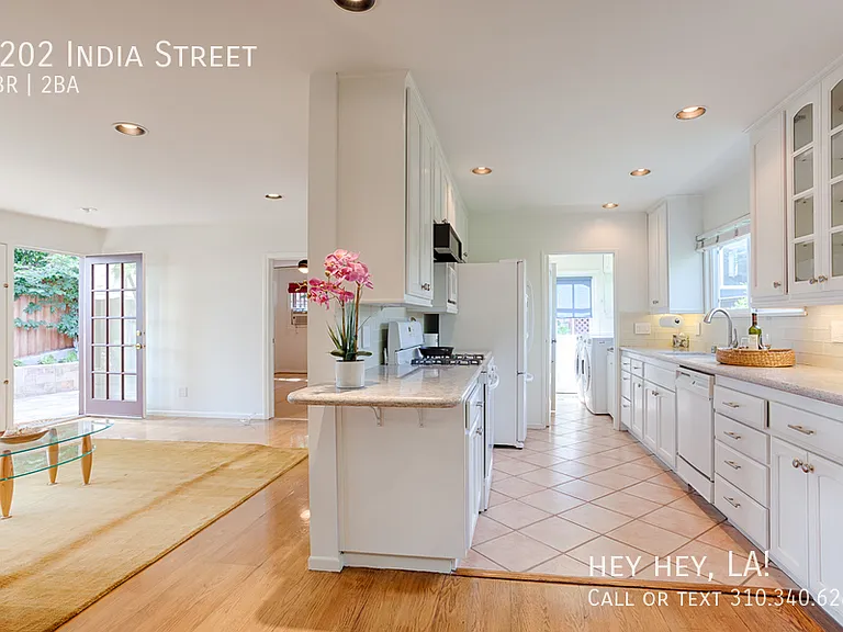 2202 India St — Photo 7