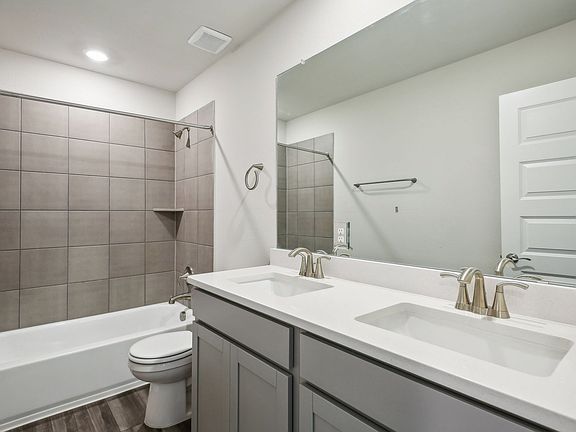 The Reynolds 890 Floorplan