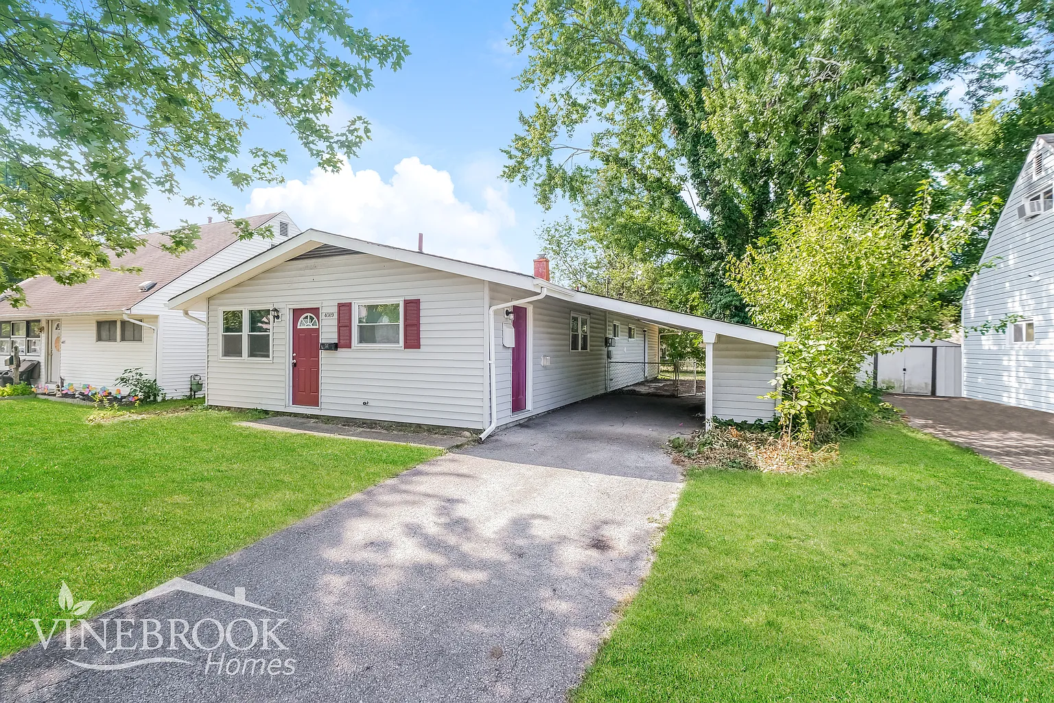 4089 Powell Ave photo 1