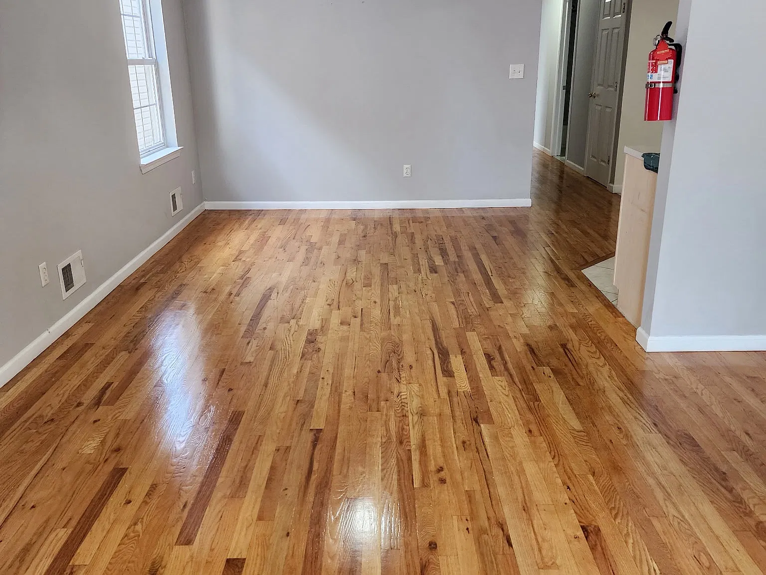 3 bed, $2,800 — Photo 2