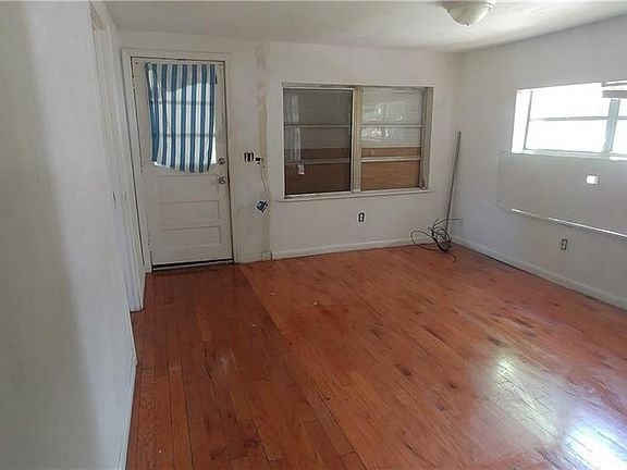 5th image of 1104 Mangoustine Ave