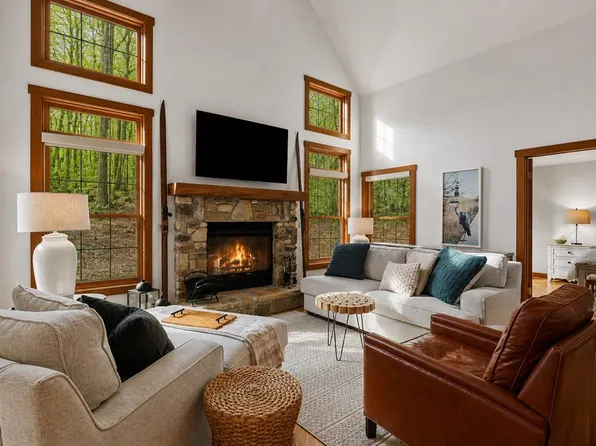 1637 Olson Dr APT 1023, Ellison Bay, WI 54210