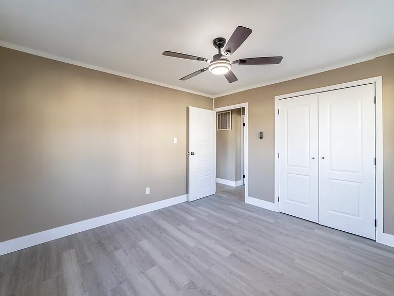 5411 W 7th Ave — Photo 17