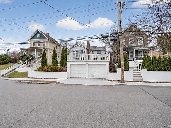 3rd image of 560 Locust Avenue