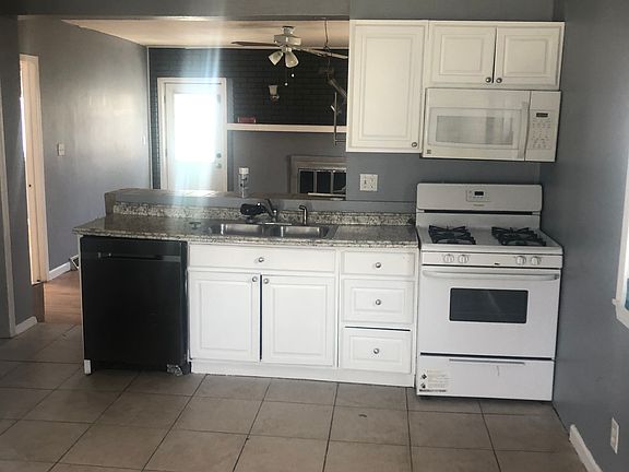 3rd image of 5735 Drexel St