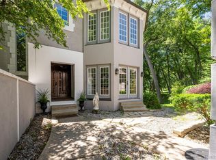 5409 Bristol Parke Dr, Clarkston, MI 48348