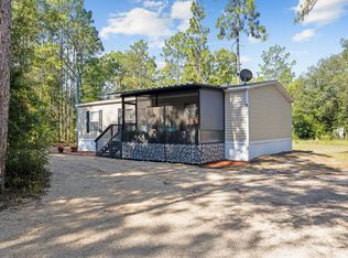 5829 NW 11th Ave, Bell, FL 32619