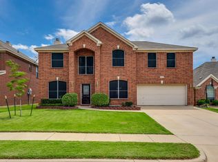 928 Chestnut Ave, Burleson, TX 76028